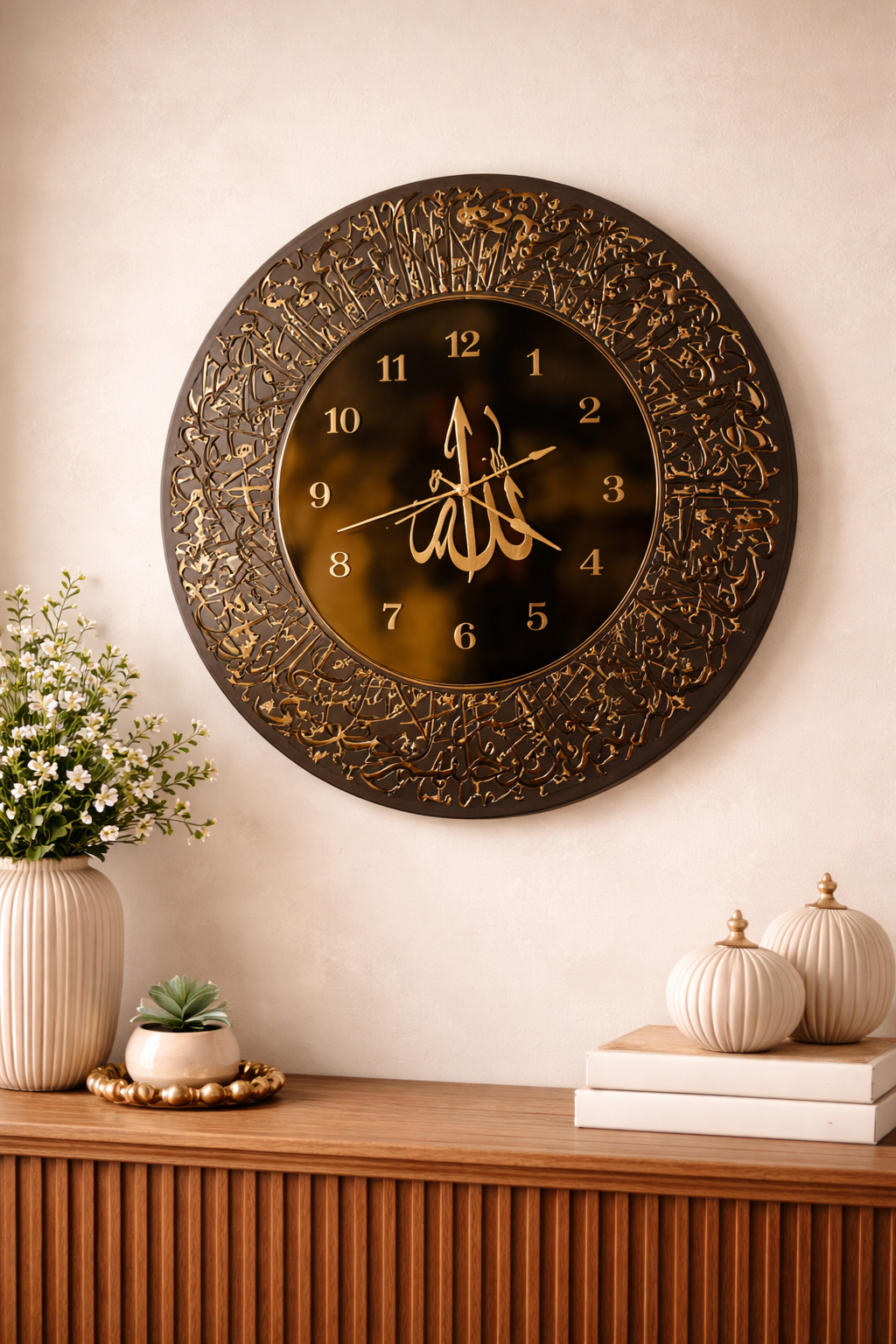 Luxury Islamic Wall Clock – Gold & Black Calligraphy Round Frame - Image 5