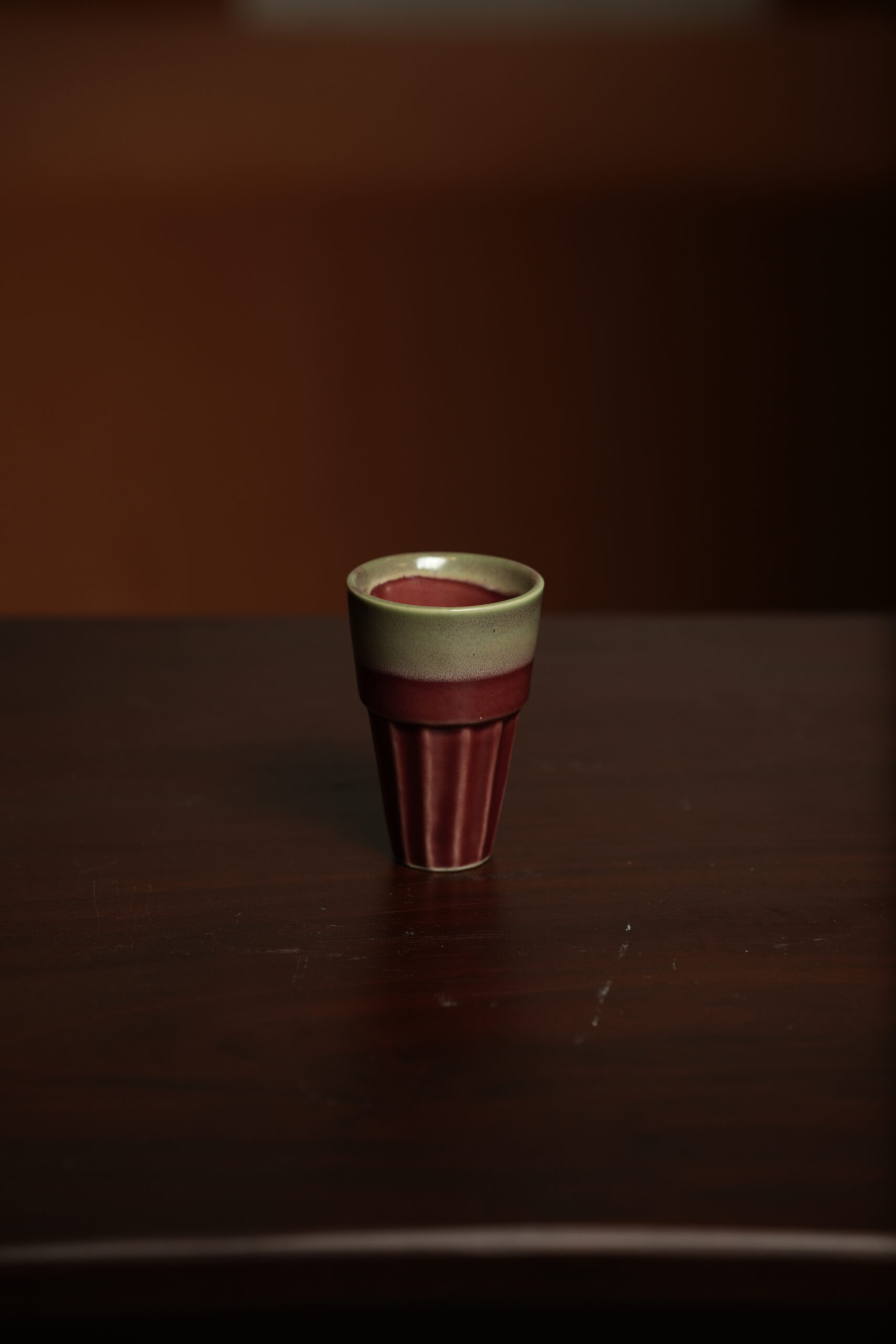 Elegant Ceramic Tea Cup Set with Metal Holder – Premium Serving Set - Image 4